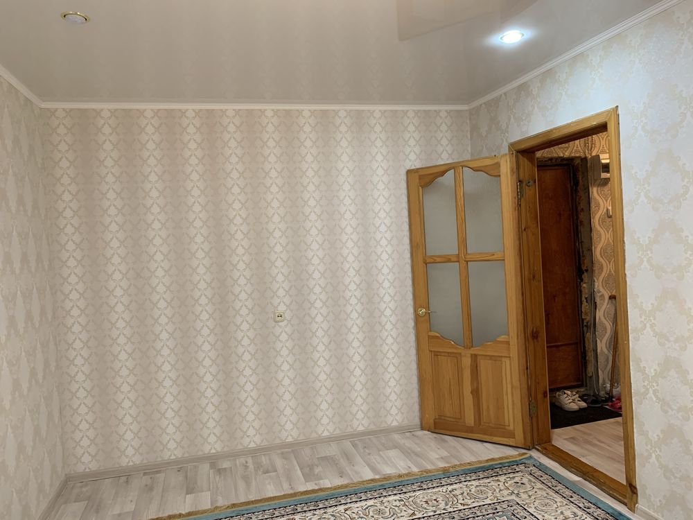 Продам 2х ком квартиру в 4 мкр дом 5