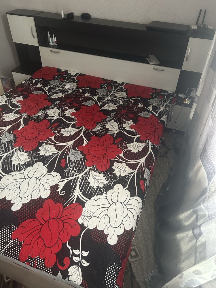 Продам кровать 160*210