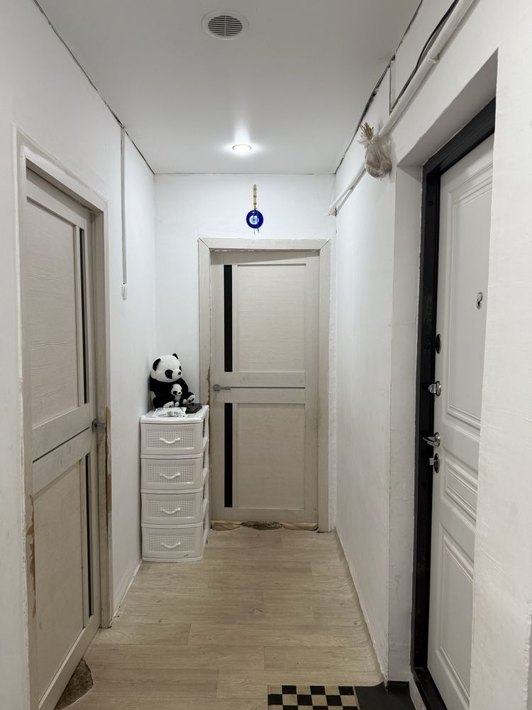 Продам 2 ком квартиру Газиз жубанова 3