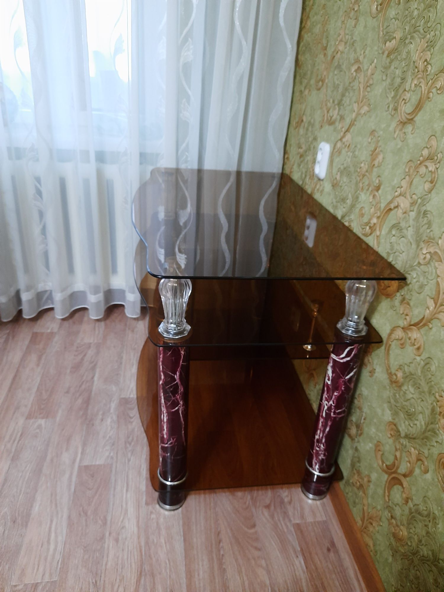 Подставка под телевизор