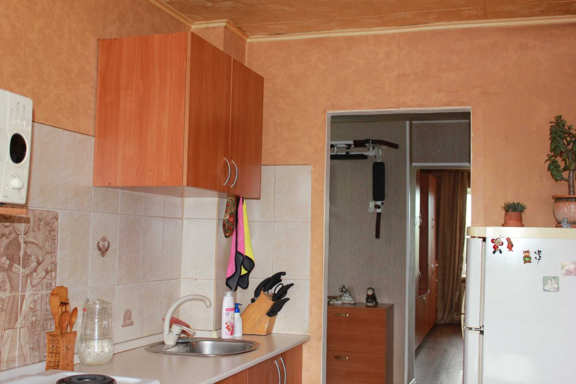 Продажа 3-комнатной квартиры по ул. Бажова (р-н "Прохладная")