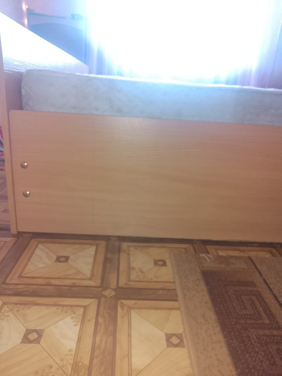 Продам 2х спальную кровать