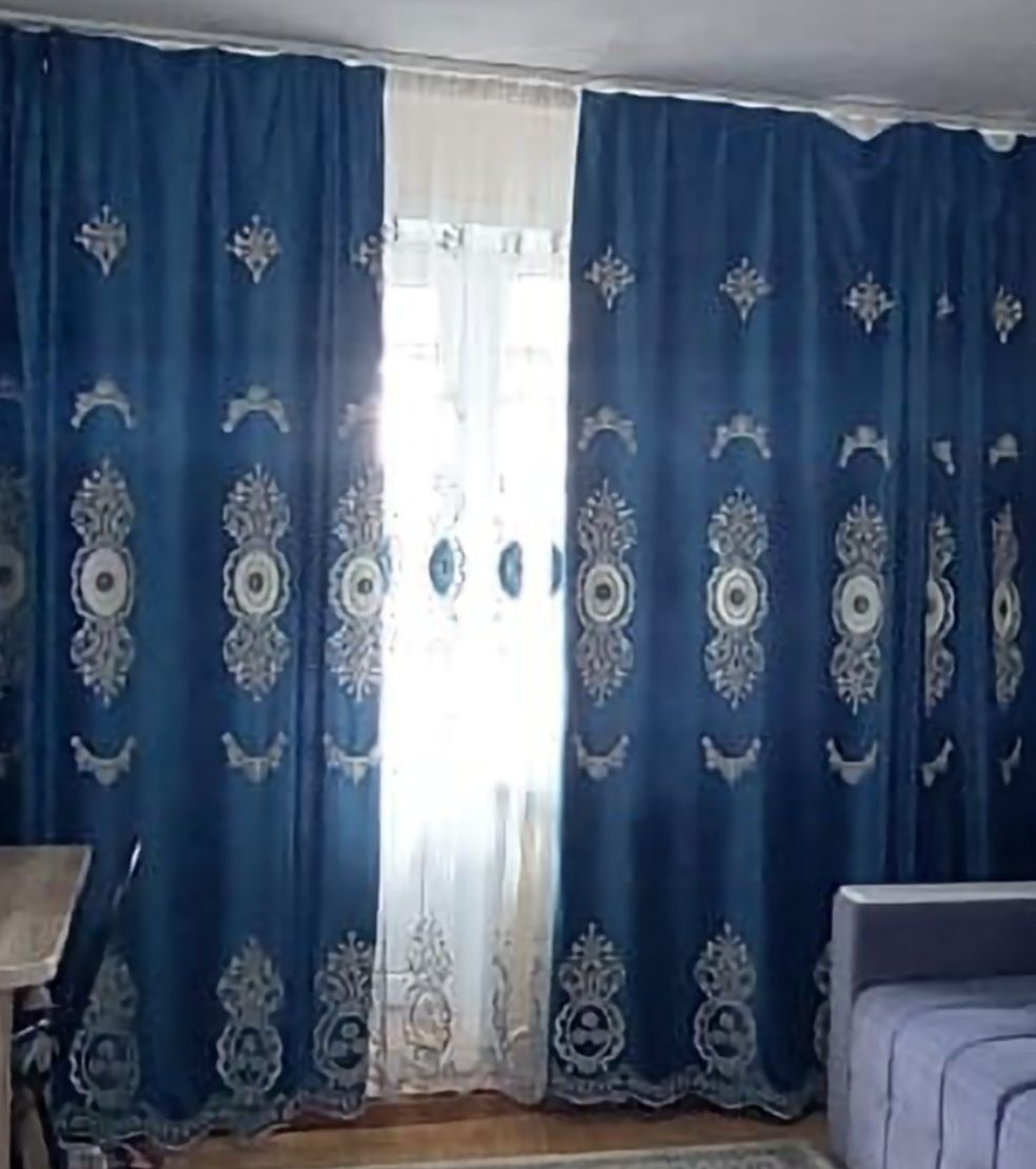 Шторы 4 м синие бархат и Тюль 8м