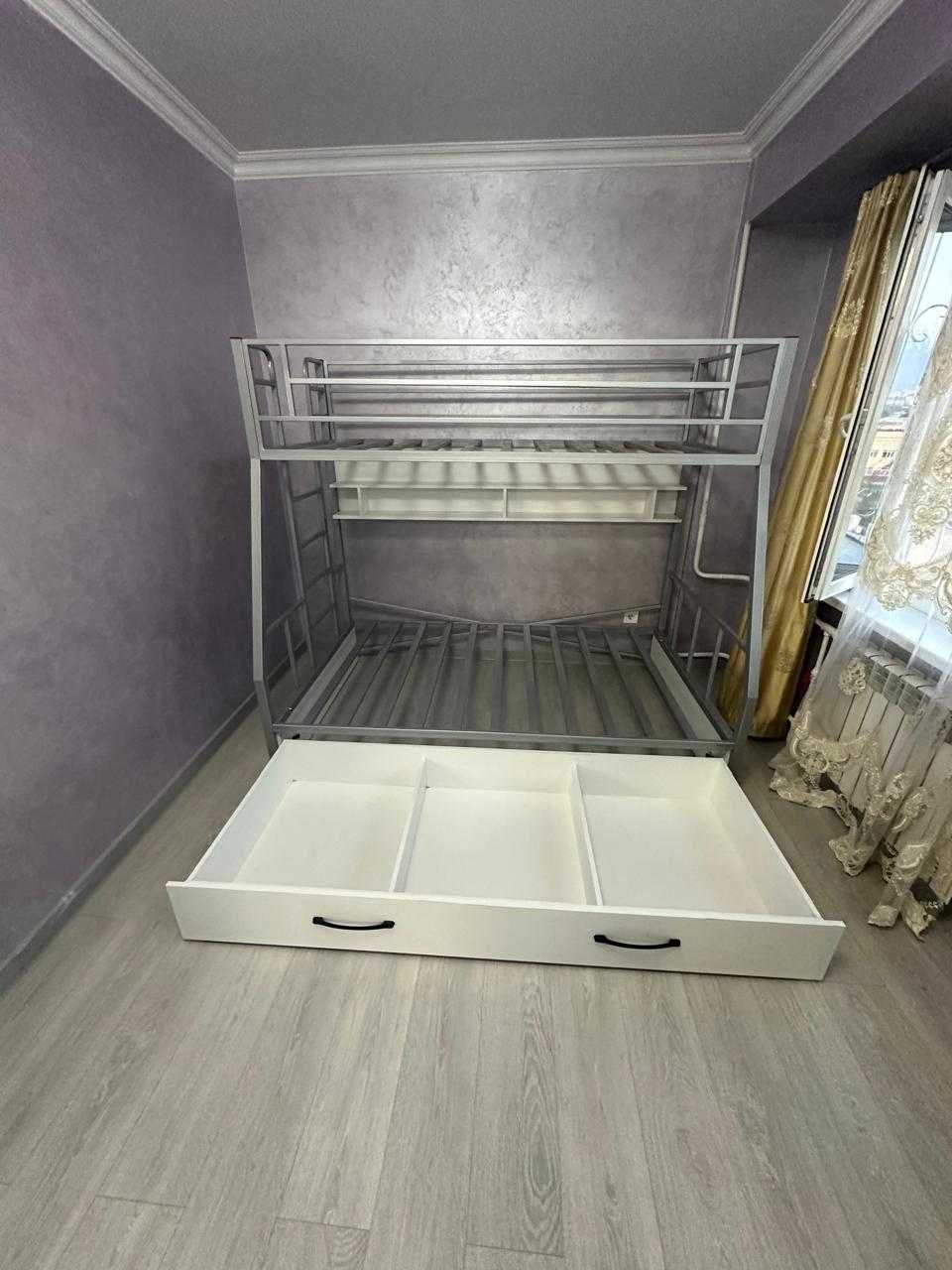 Двухъярусная металлическая кровать (двухярусная). Доставка. Рассрочка.