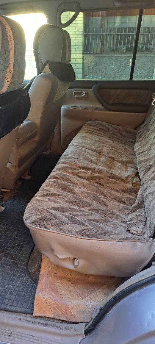 Toyota LandCruiser  105 k2 по запчастям