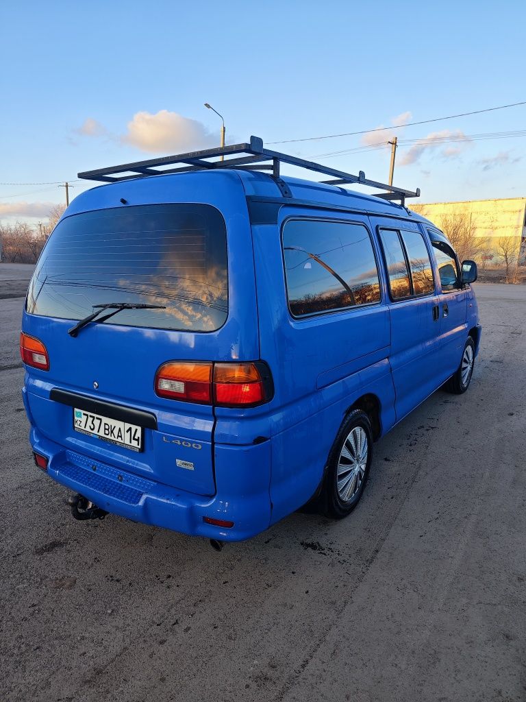 Продам Mitsubishi Delica L400