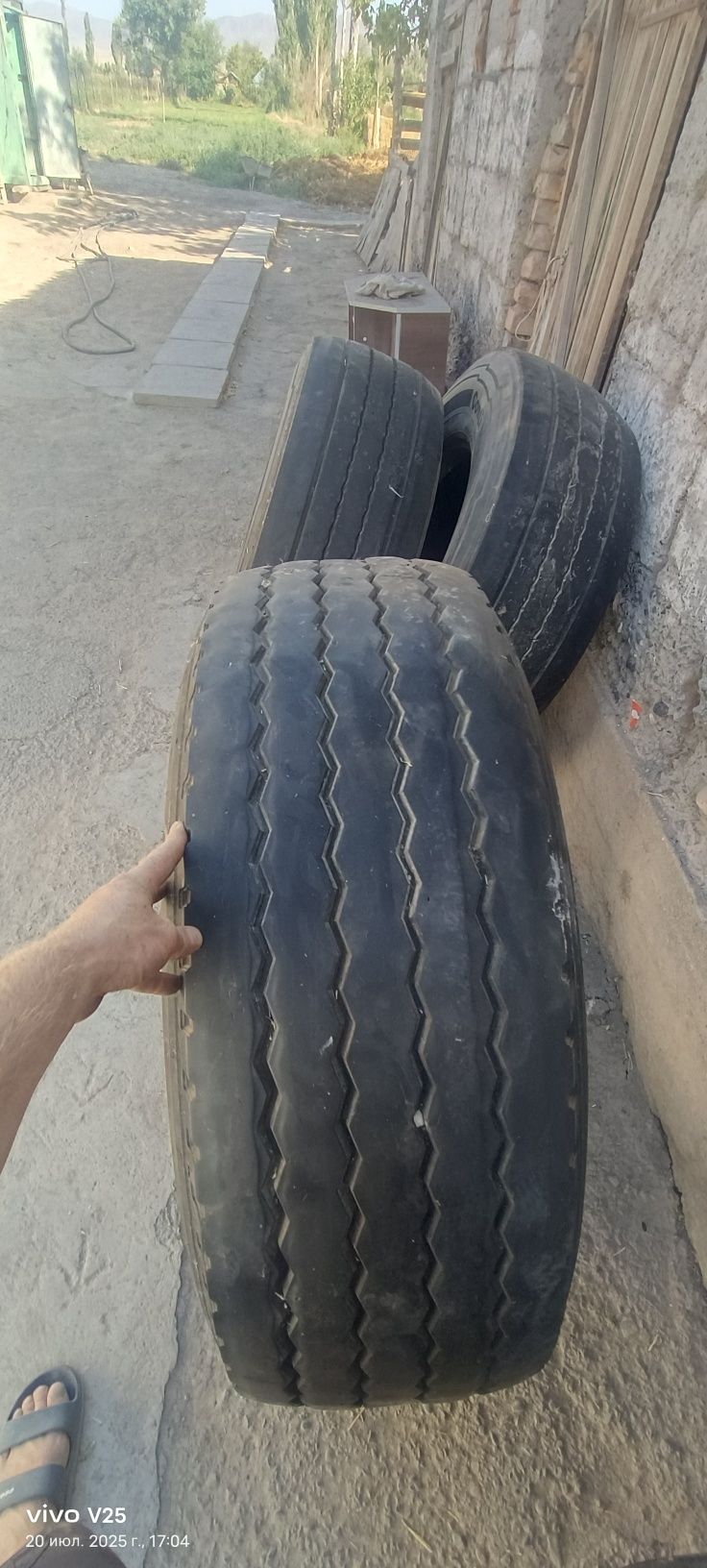 Шины 385/65R22.5