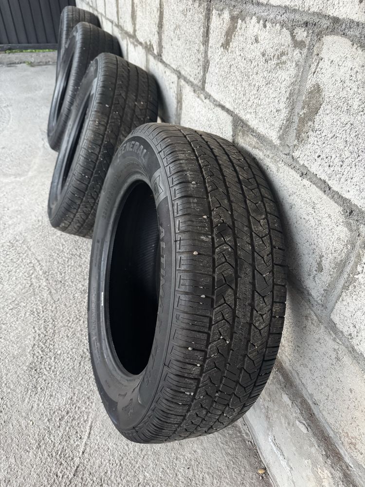 225/60/R18 летние шины состояние хорошое
