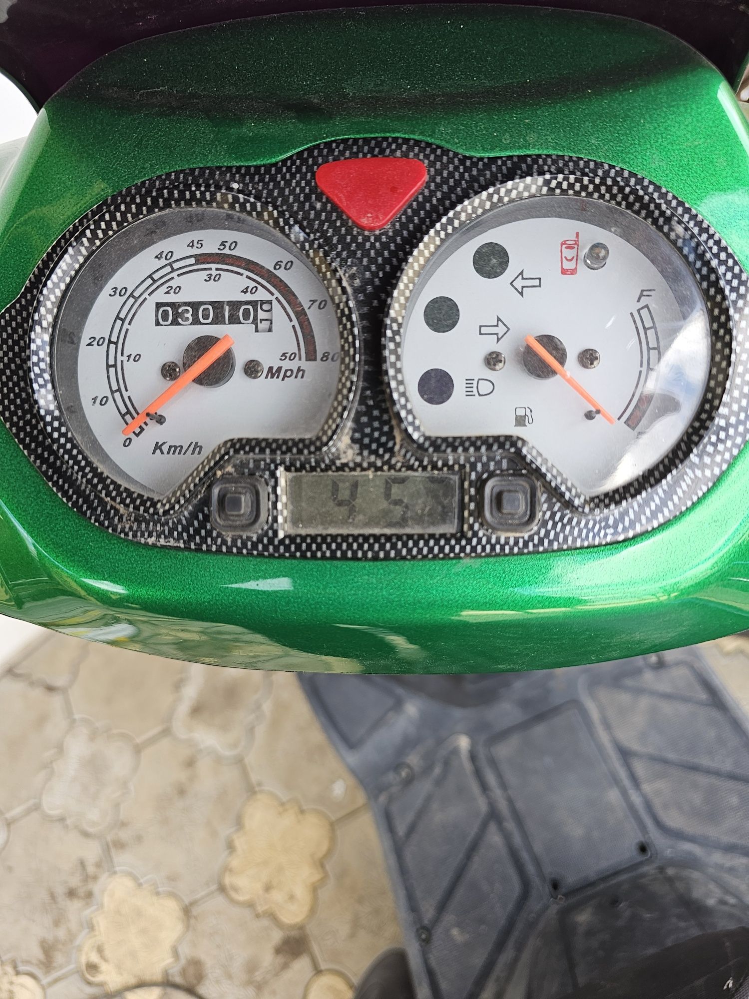 продам скутер LB50QT-21 50 кубов на номерах