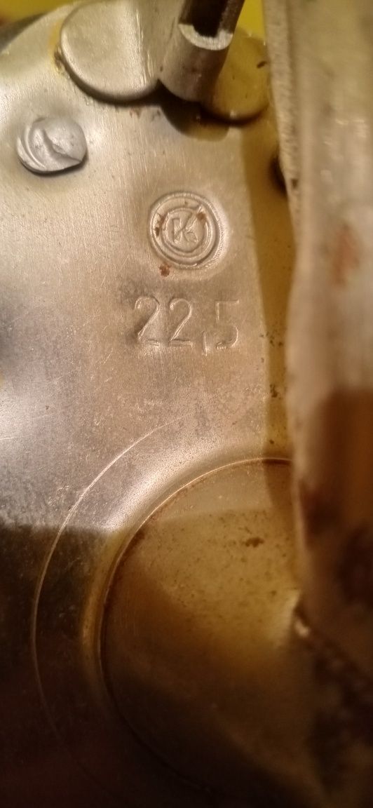 Коньки на мальчика размеры 35 (225) и 38(245)