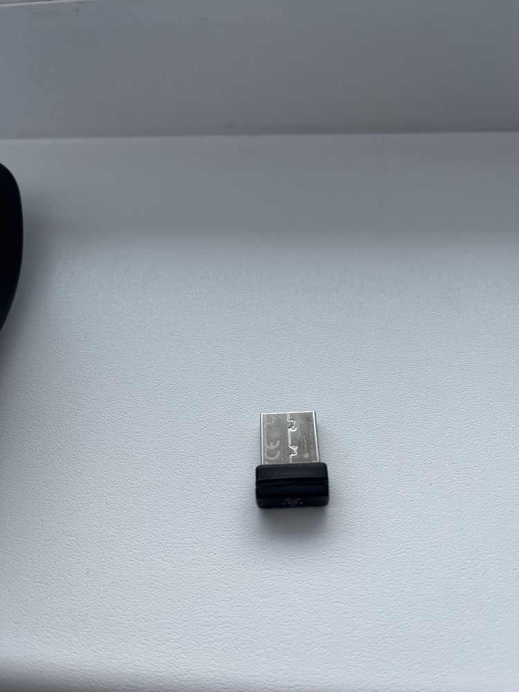 Компьютерная мышь HP на аккумуляторе