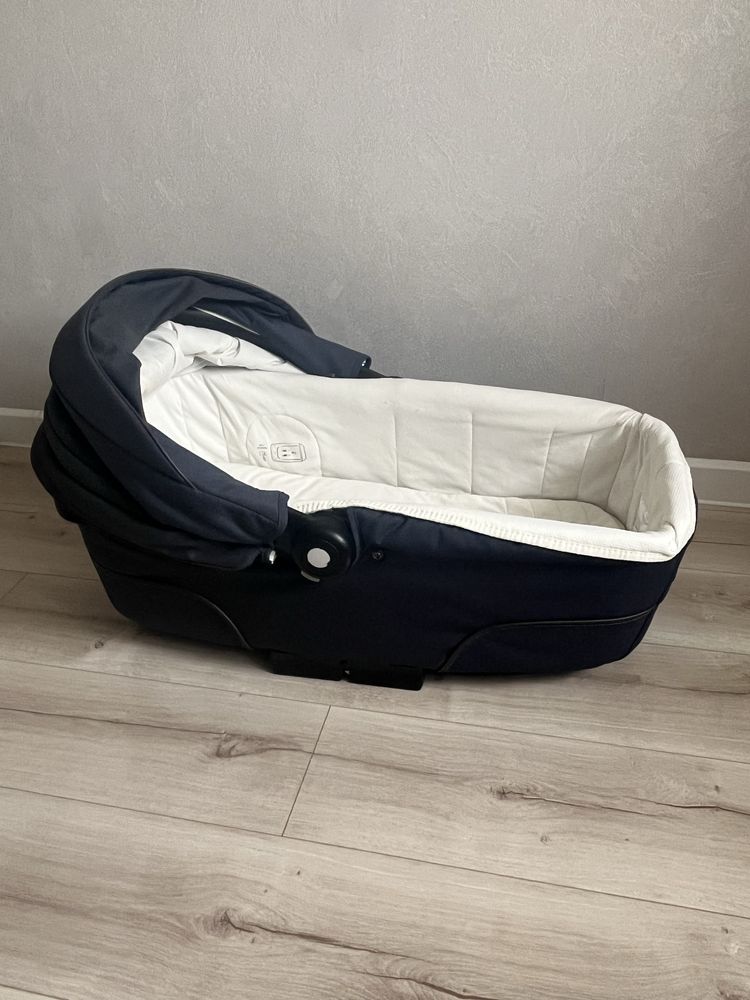 Коляска Inglesina Quad прогулка+люлька