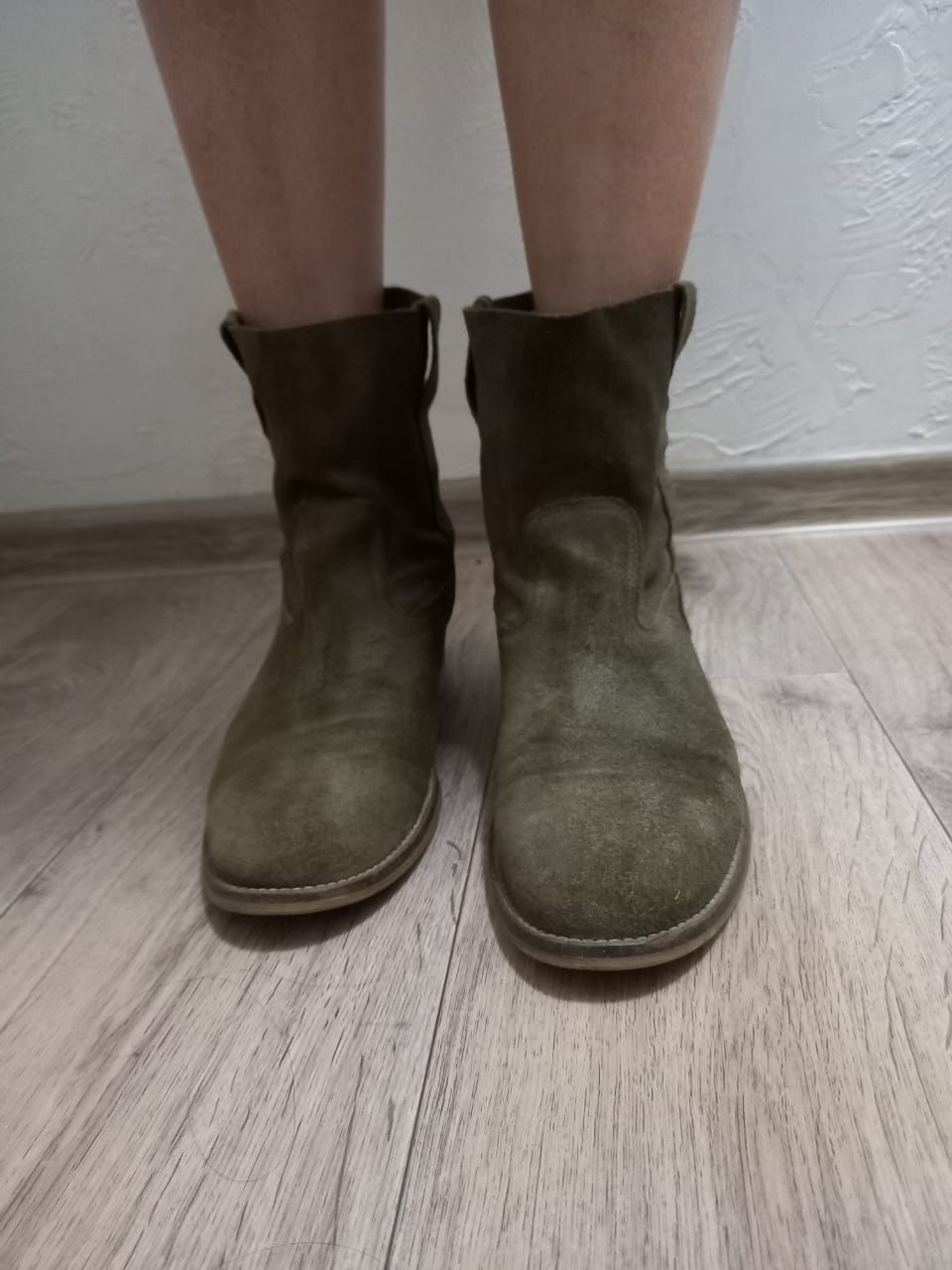 Женские ботинки замша
