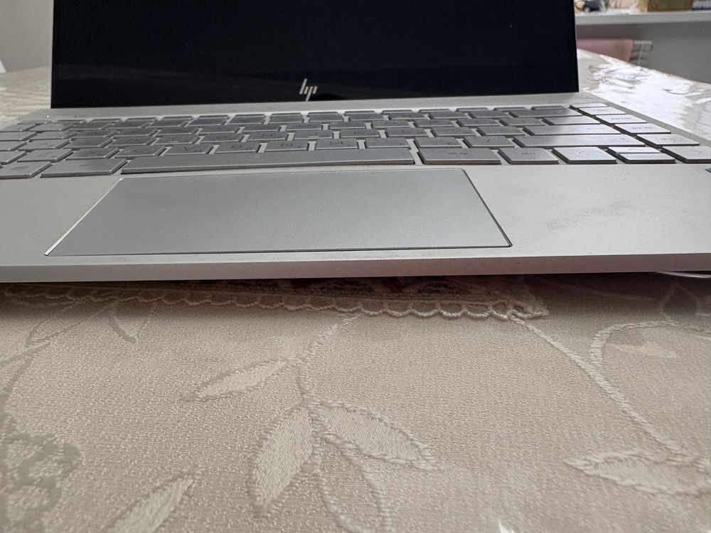 Ноутбук HP Б/У в нормальном состоянии