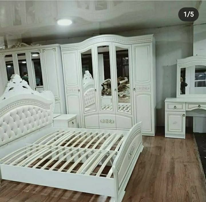 Спальный гарнитур со склада