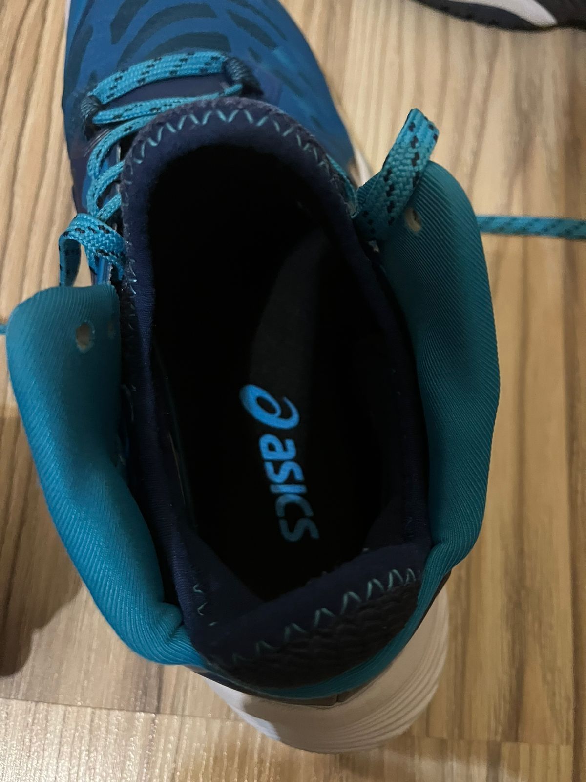 Asics metaraise синий 39.5  размера