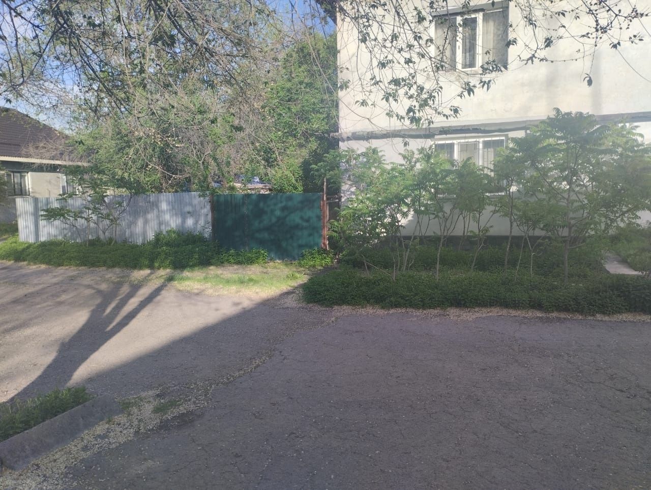 Продаётся 2х квартира 36 кв 1 этаж г Алатау