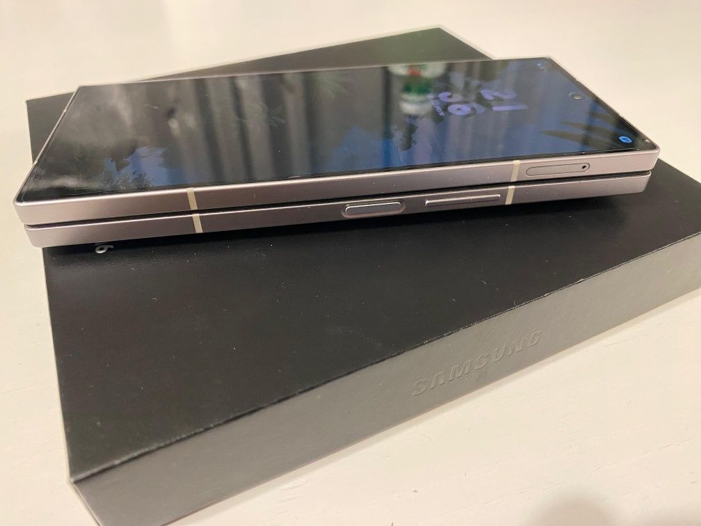 Samsung z fold 6