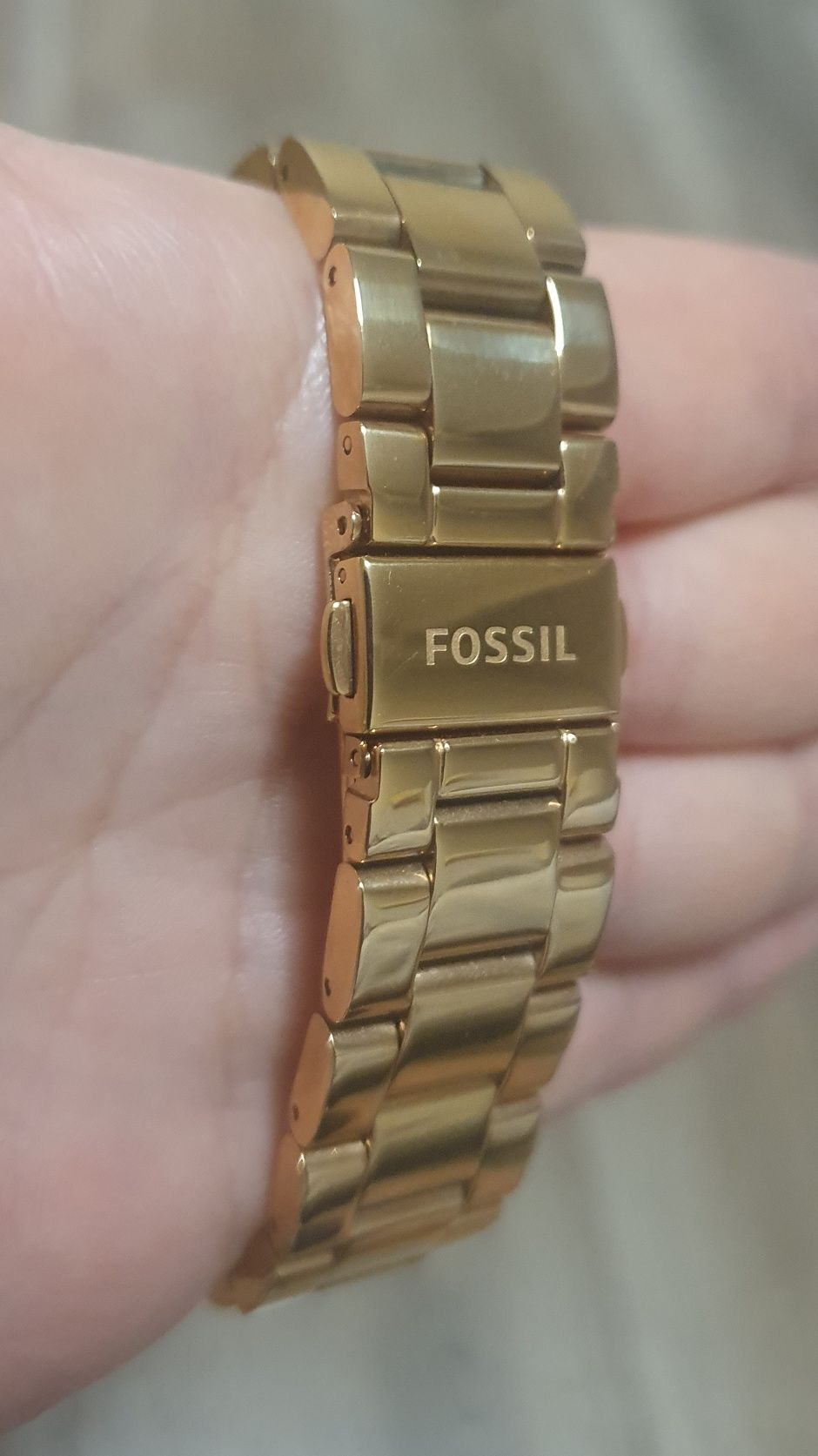 Женские часы Fossil