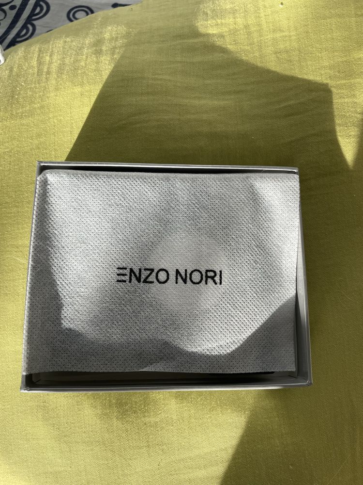 Продам оригинальный кошелек бренда ENZO NORI
