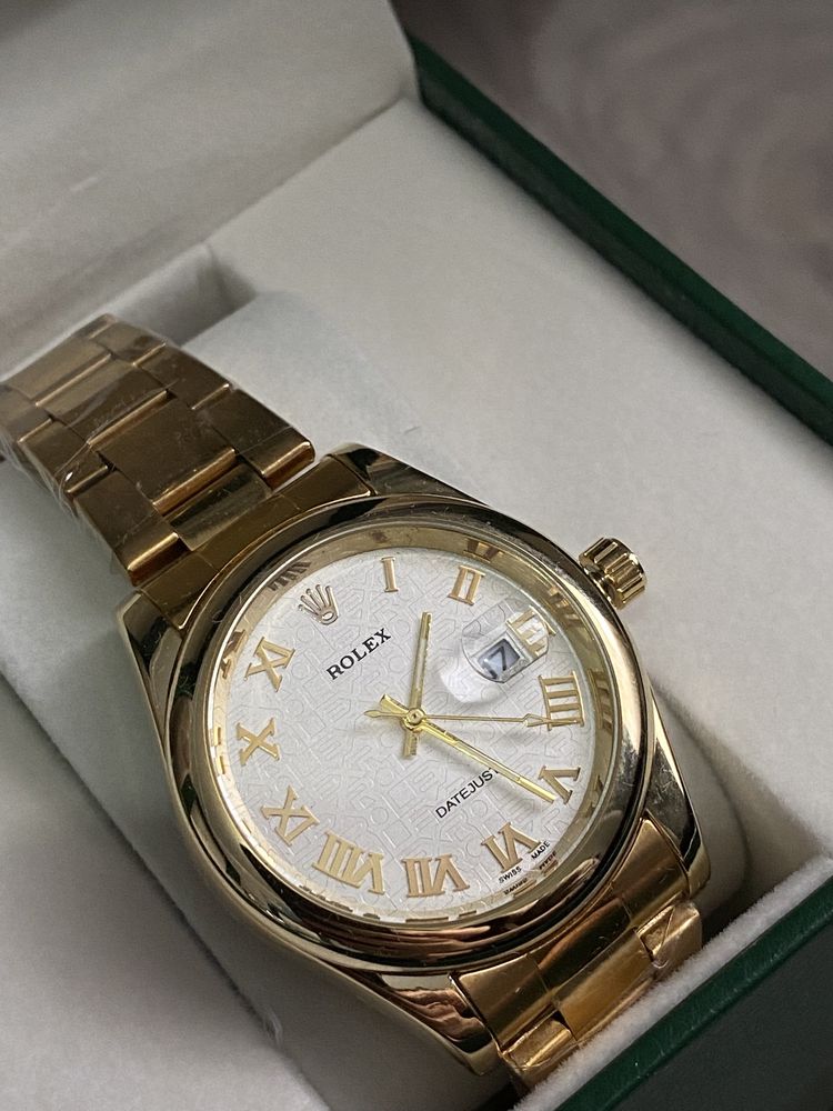 Мужские и женские часы Rolex