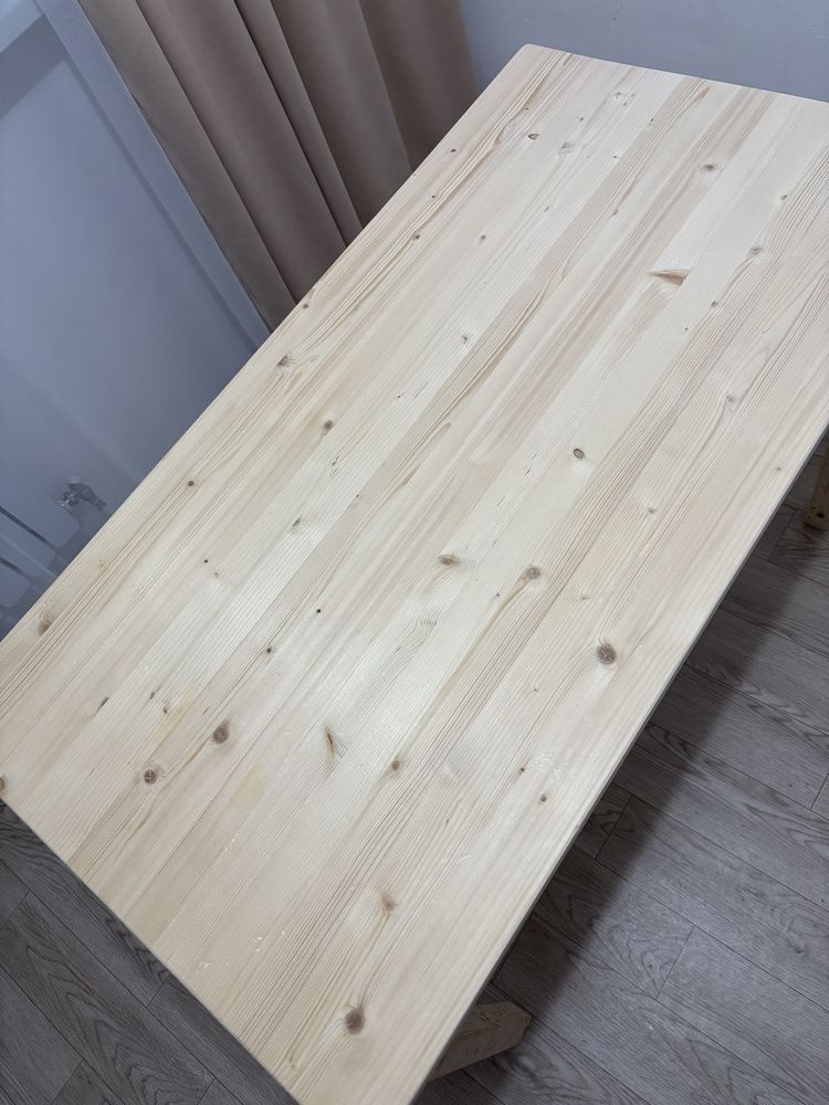 Продам срочно стол