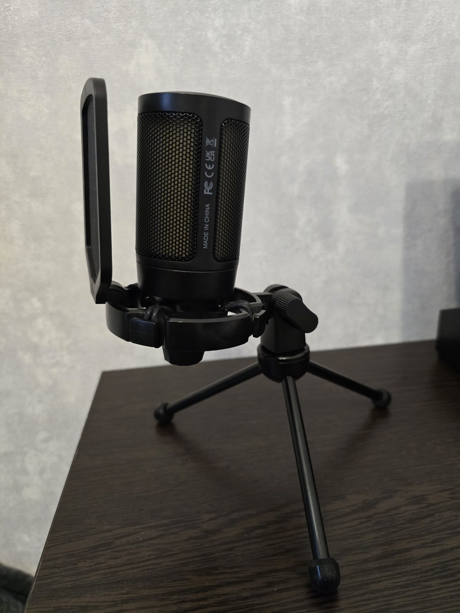 Fifine A6t Микрофон
