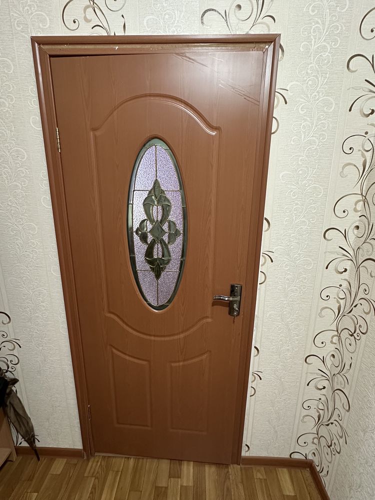 Бу есіктер сатылады . 2м*80см