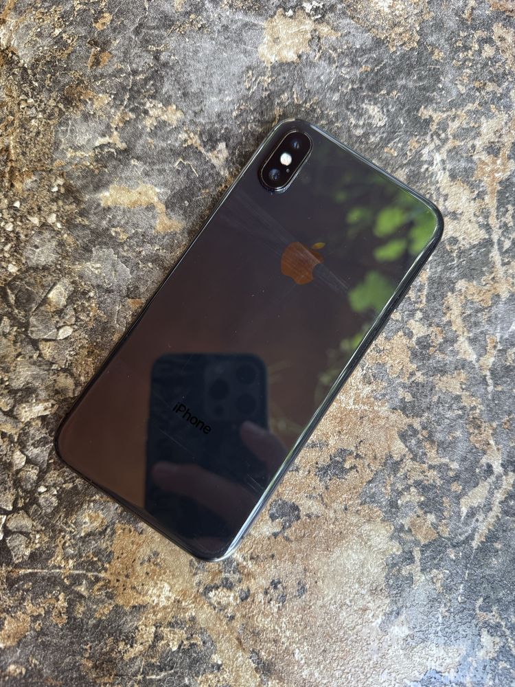 iPhone X 256 ГБ, чёрный цвет – хорошее состояние