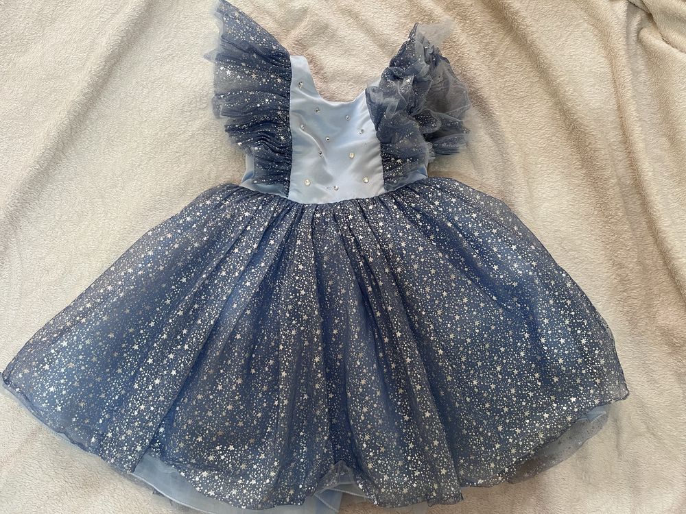 Платье на девочку 4-5 лет