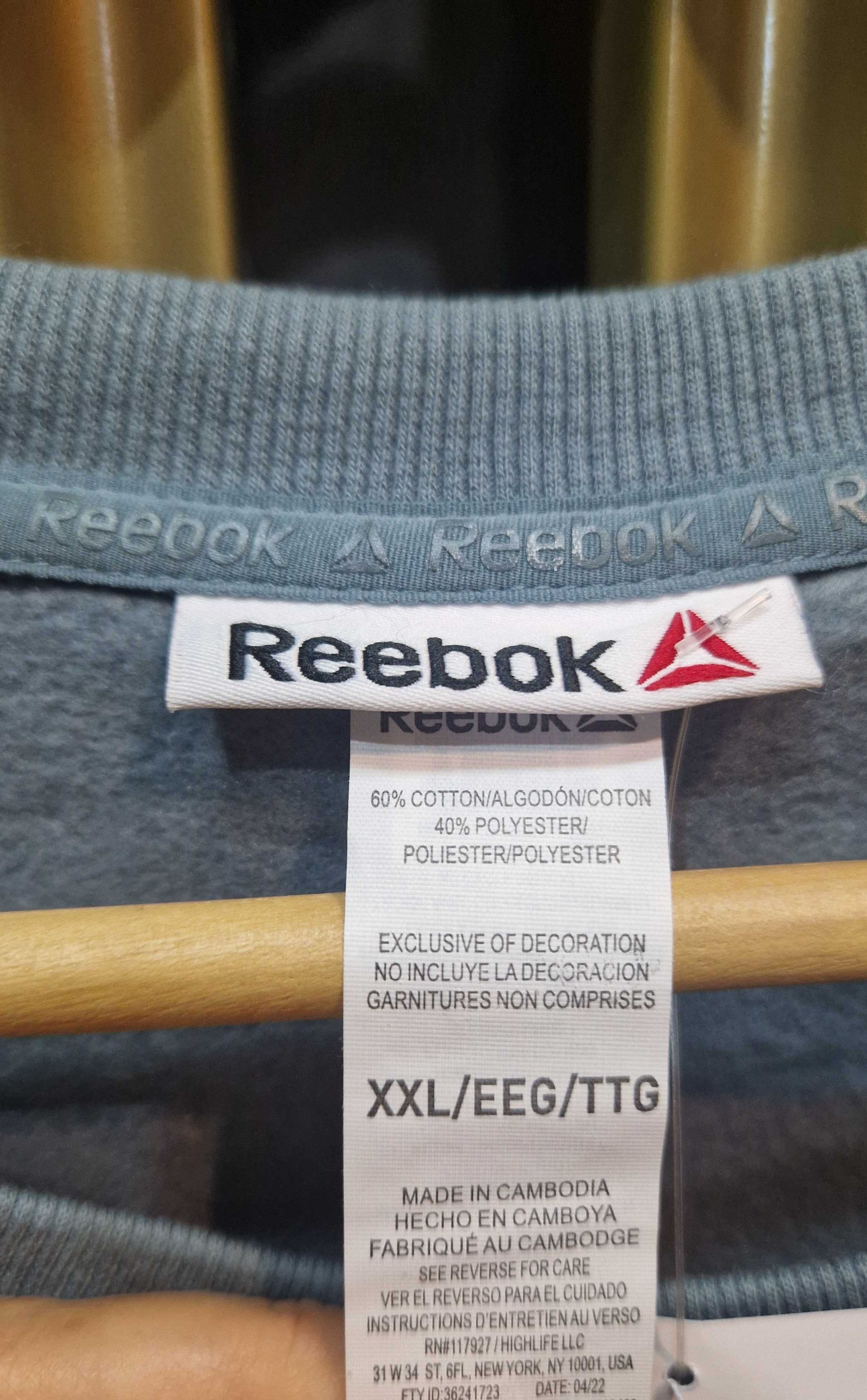 Продам новый свитшот Reebok