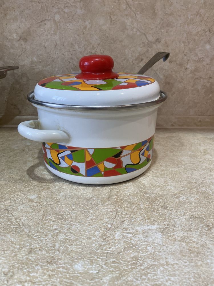 Кастрюли3000 т продам продам