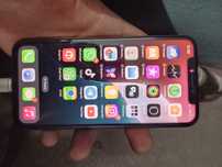 Iphone xs.