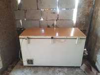 Продам морозильник