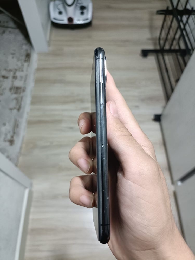 Обменяю iPhone XS