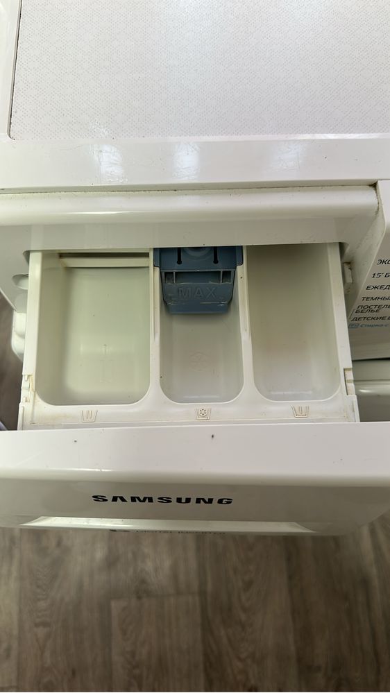 Продам стиральную машинку samsung