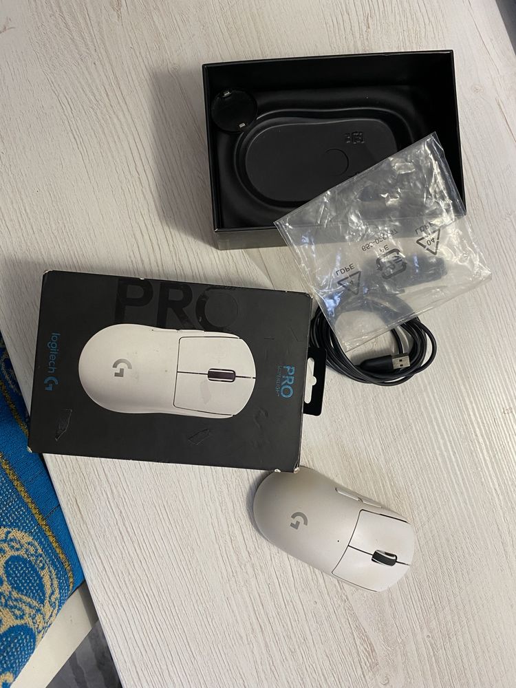 Logitech g pro x superlight мышка