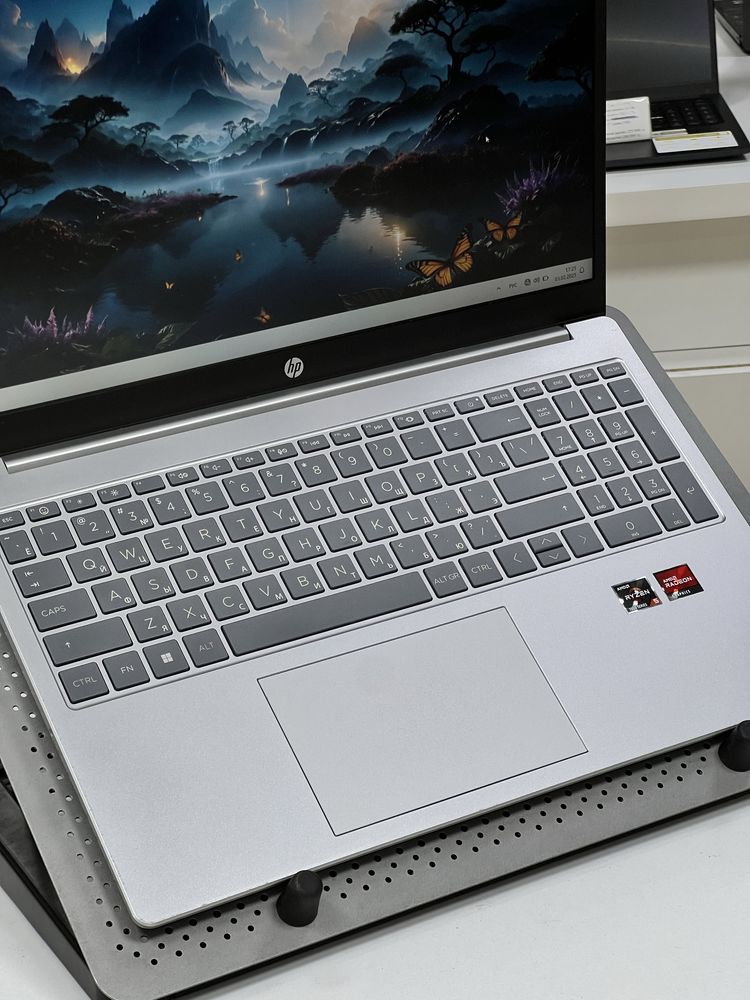 HP | AMD Ryzen 5-7520 | ОЗУ 16Gb | SSD 512gb