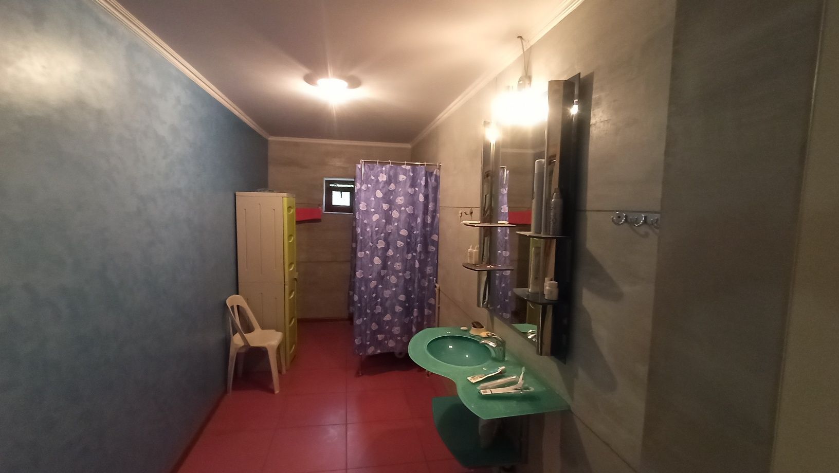Дом 3-х этажный 220 м² В центре города