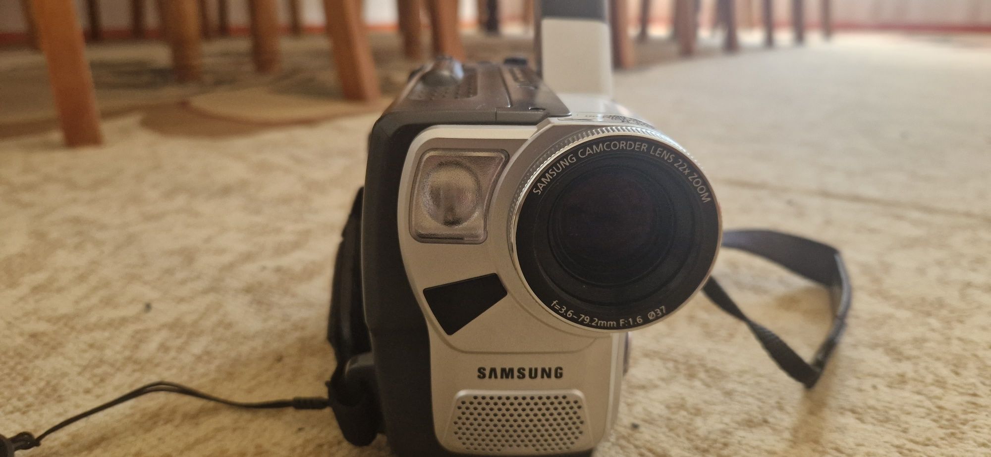 Видео камера  samsung