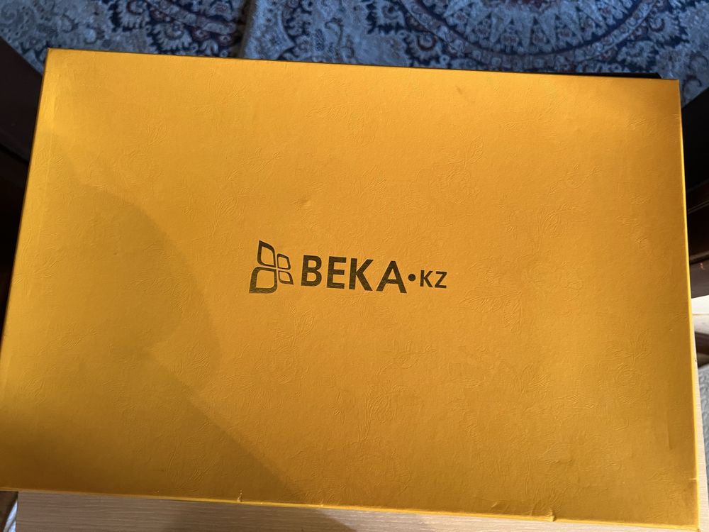 Продам срочно чайный сервиз