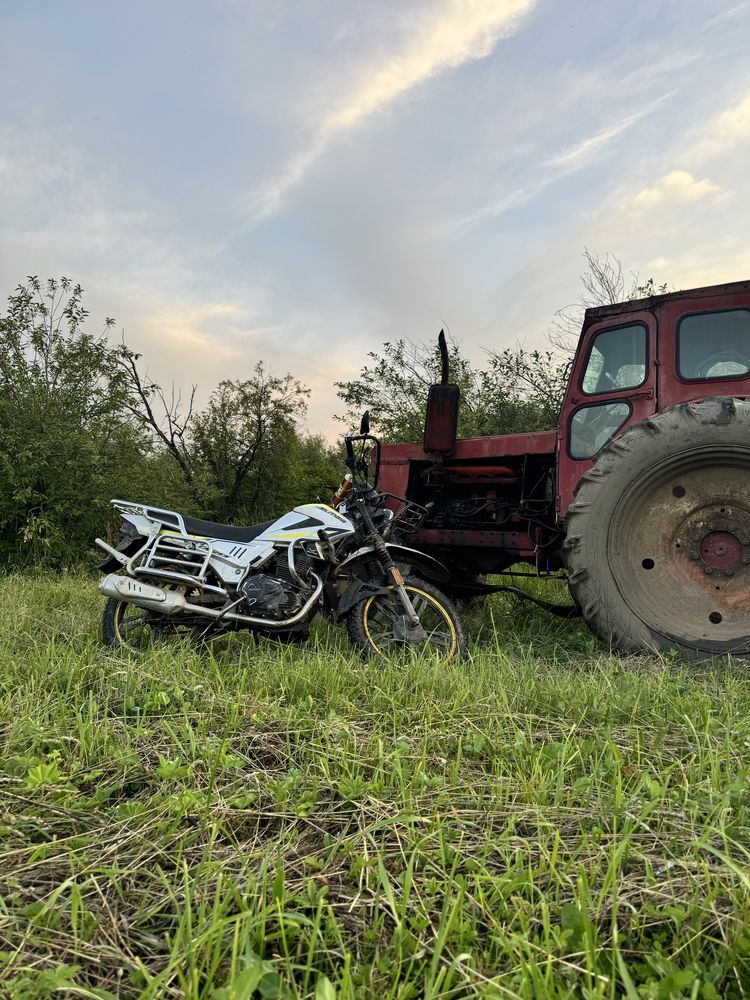 Продам т-40АМ.