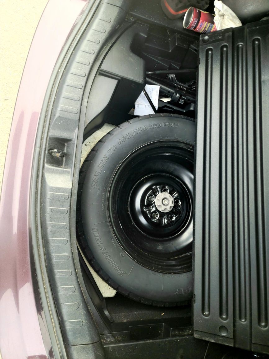 Tayota RAV 4 4 поколение