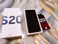 Продам смартфон SAMSUNG S20FE