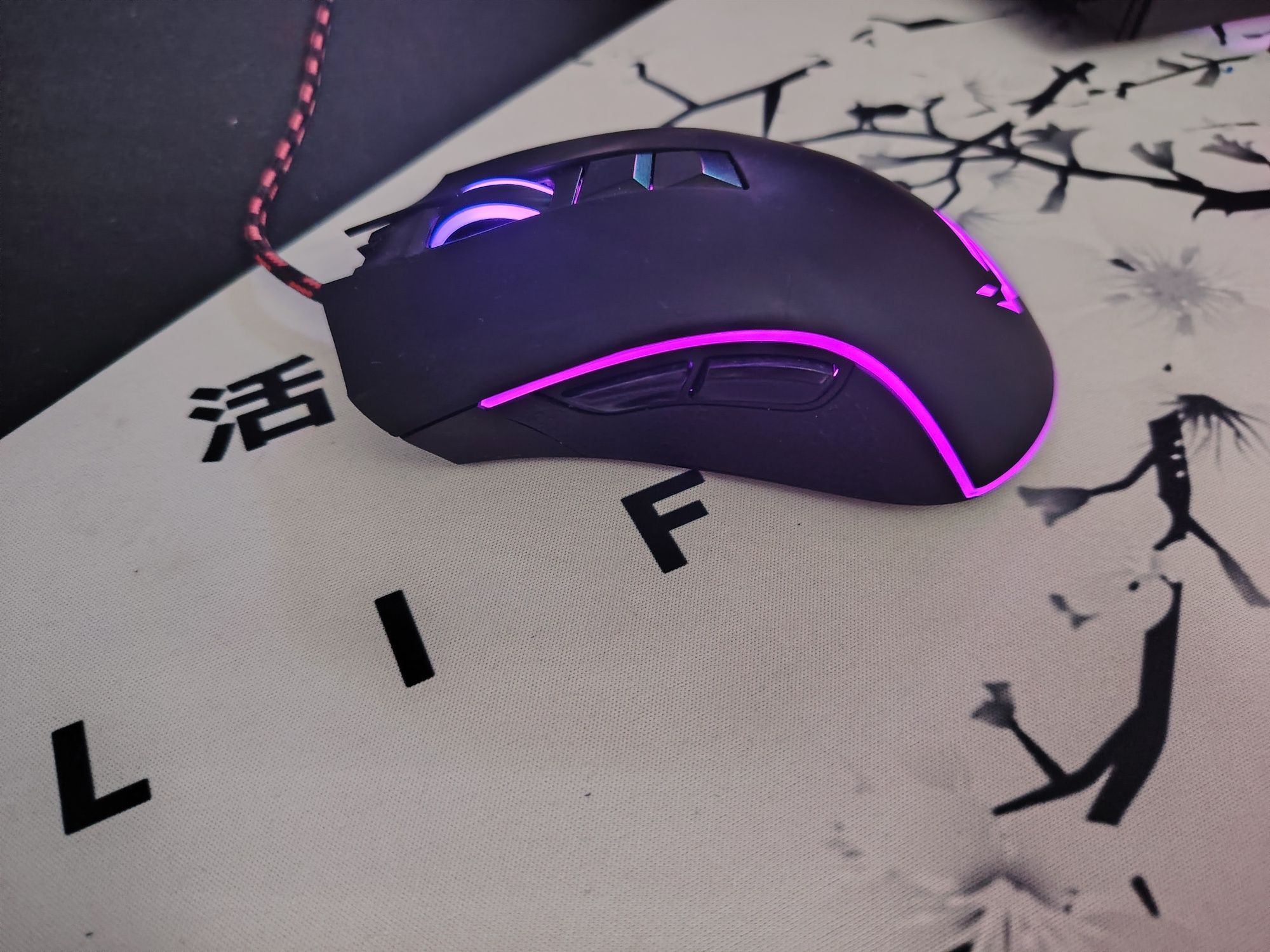 Продам игровую мышку Ardor Gaming Fury