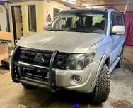 Защита бампера Кенгурятник таран на Mitsubishi Pajero l200 sport