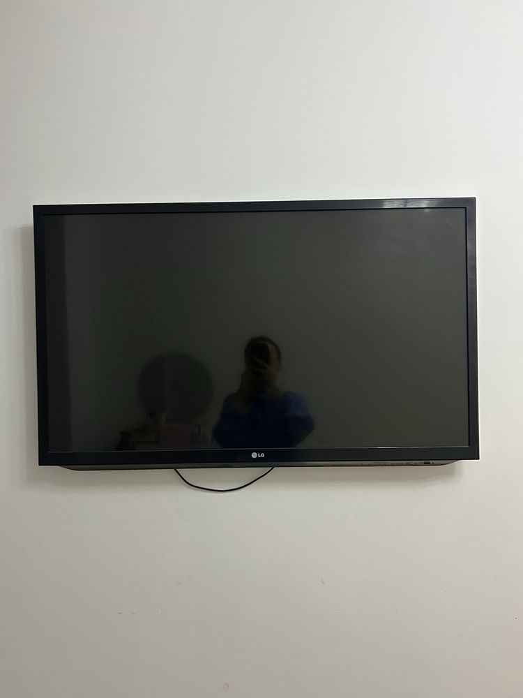 LG Smart TV с пультом и интернетом