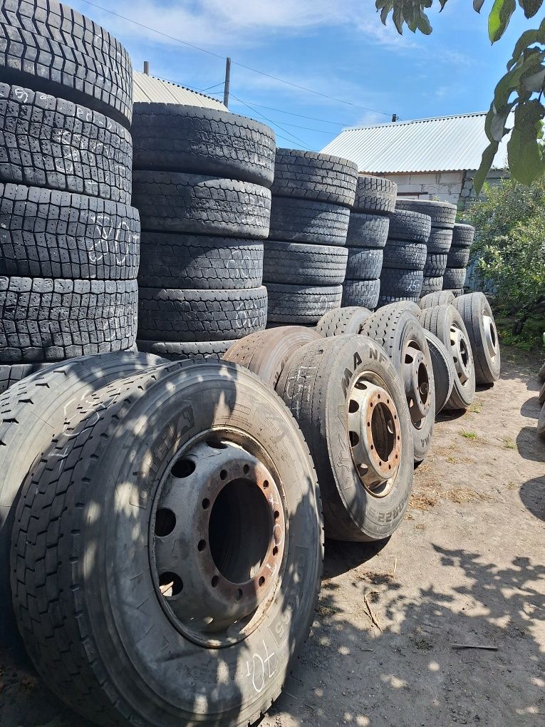 Продам автошины на 22.5