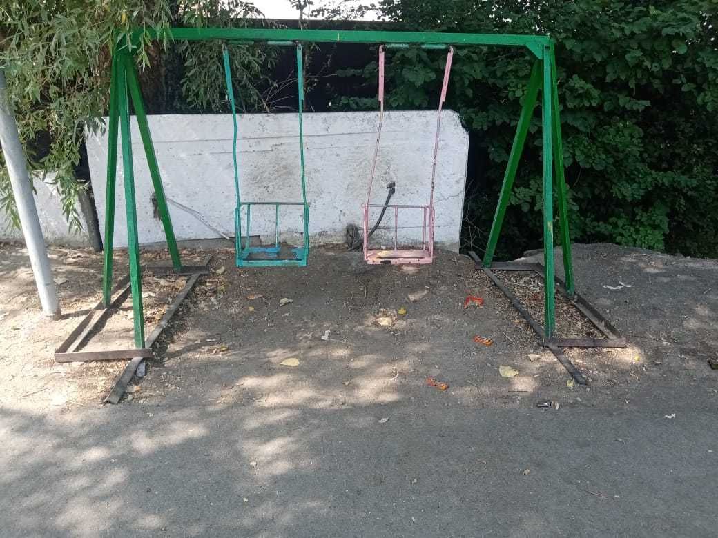 качели металлические двойные советские