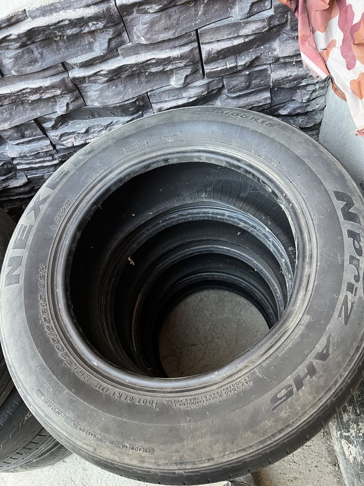 Продам летние шины 205/65/R15